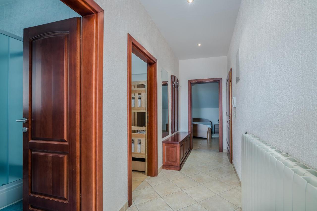 Apartament Pansion Dujmović 1 Malinska Zewnętrze zdjęcie