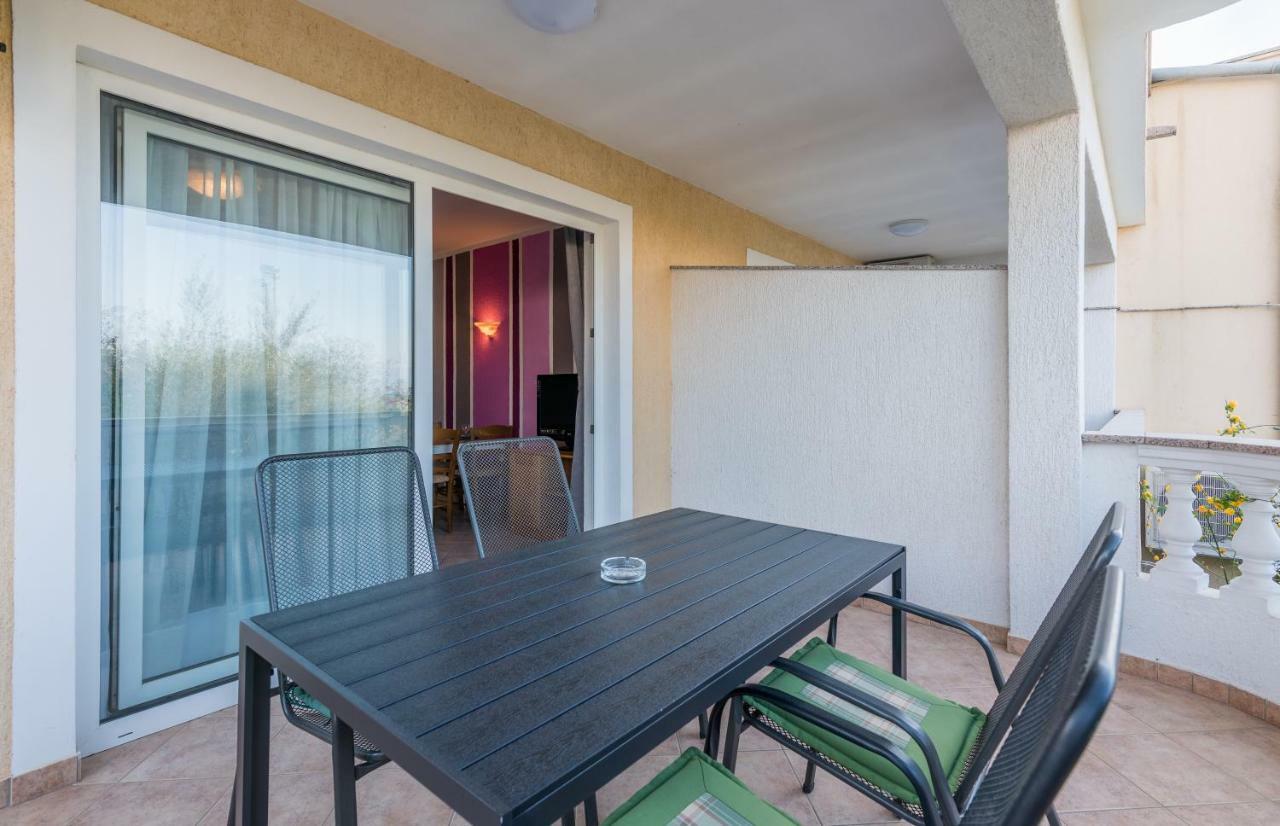 Apartament Pansion Dujmović 1 Malinska Zewnętrze zdjęcie