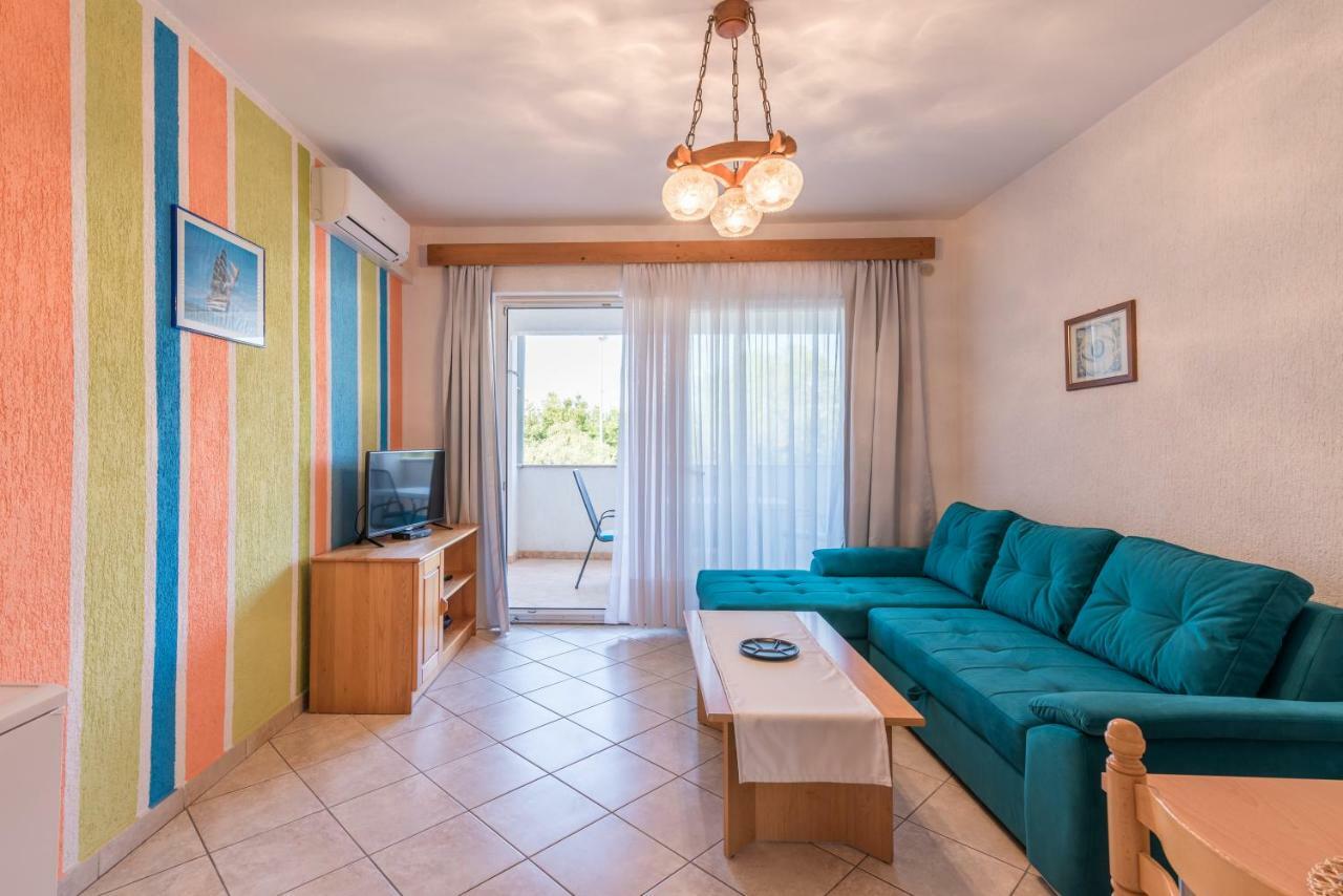 Apartament Pansion Dujmović 1 Malinska Zewnętrze zdjęcie